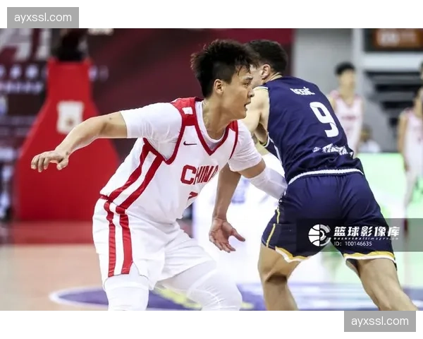 赵睿复出首节即送出5次助攻,新疆队进攻流畅度明显提升 赵睿复出首节即送出5次助攻,新疆队进攻流畅度明显提升